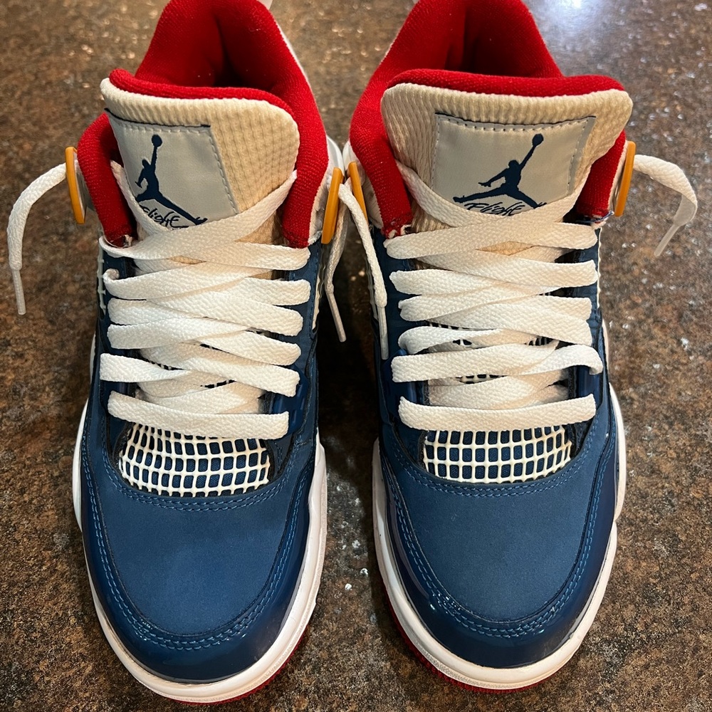Big Boys Nike Jordan 4